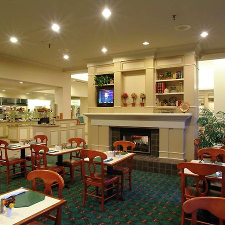 Hilton Garden Inn Tulsa Airport Ngoại thất bức ảnh