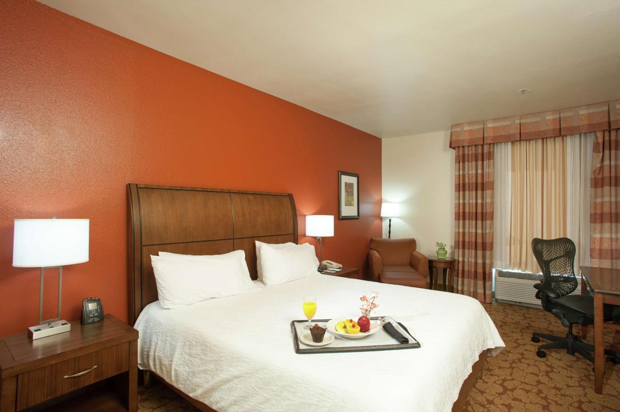 Hilton Garden Inn Tulsa Airport Ngoại thất bức ảnh