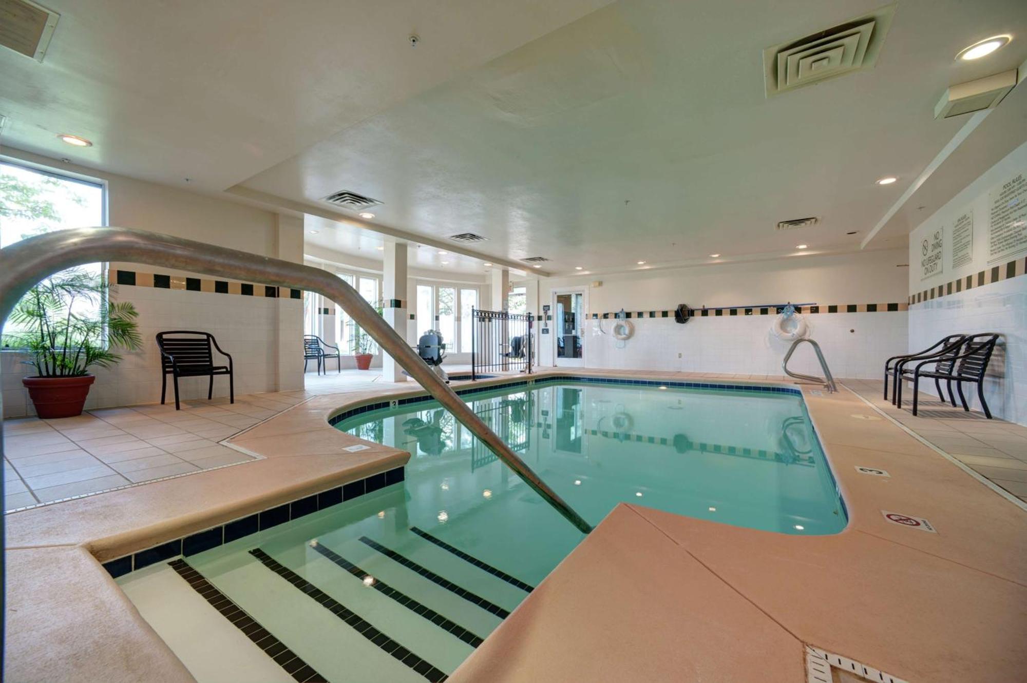 Hilton Garden Inn Tulsa Airport Ngoại thất bức ảnh