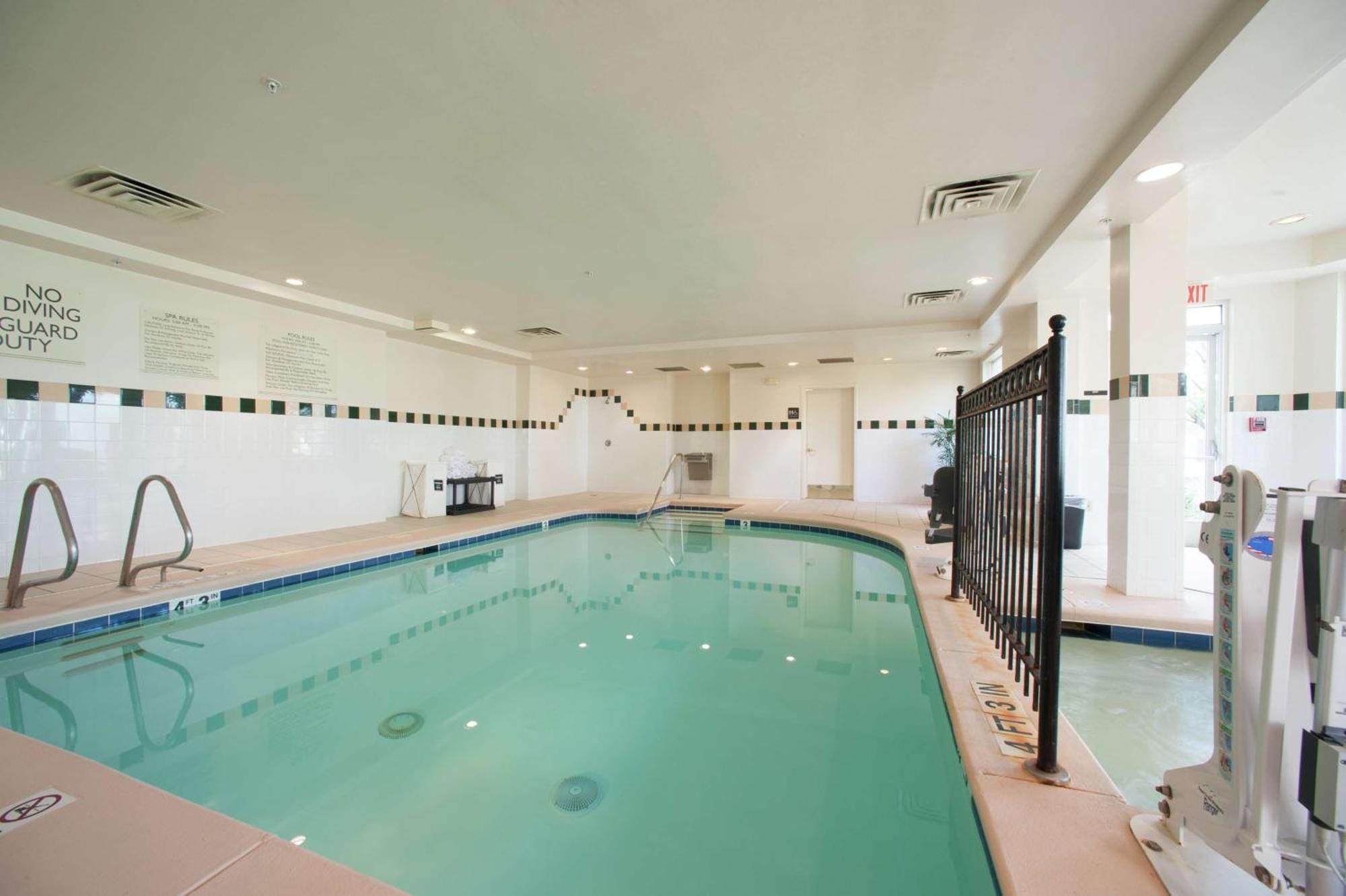 Hilton Garden Inn Tulsa Airport Ngoại thất bức ảnh