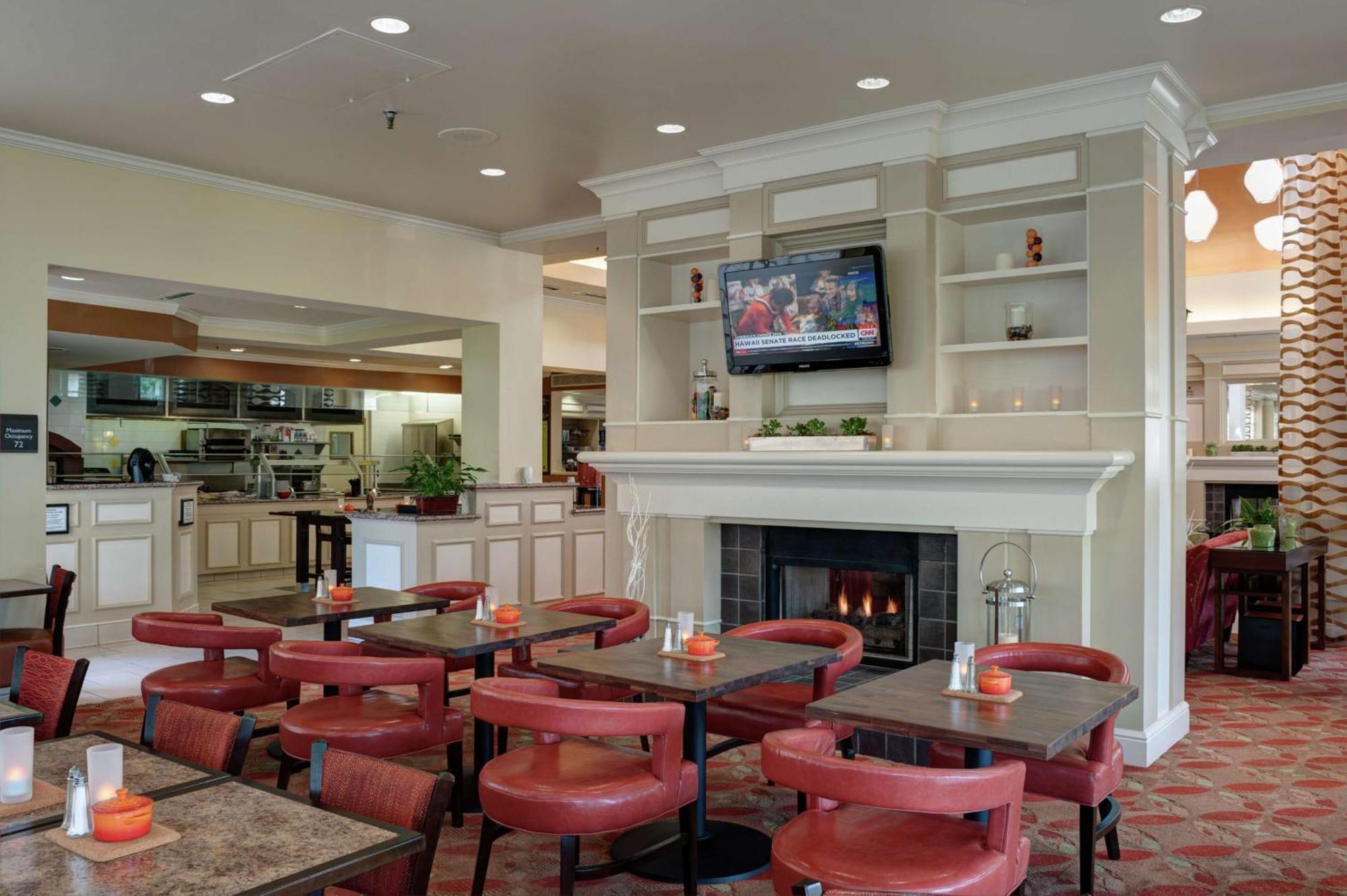 Hilton Garden Inn Tulsa Airport Ngoại thất bức ảnh
