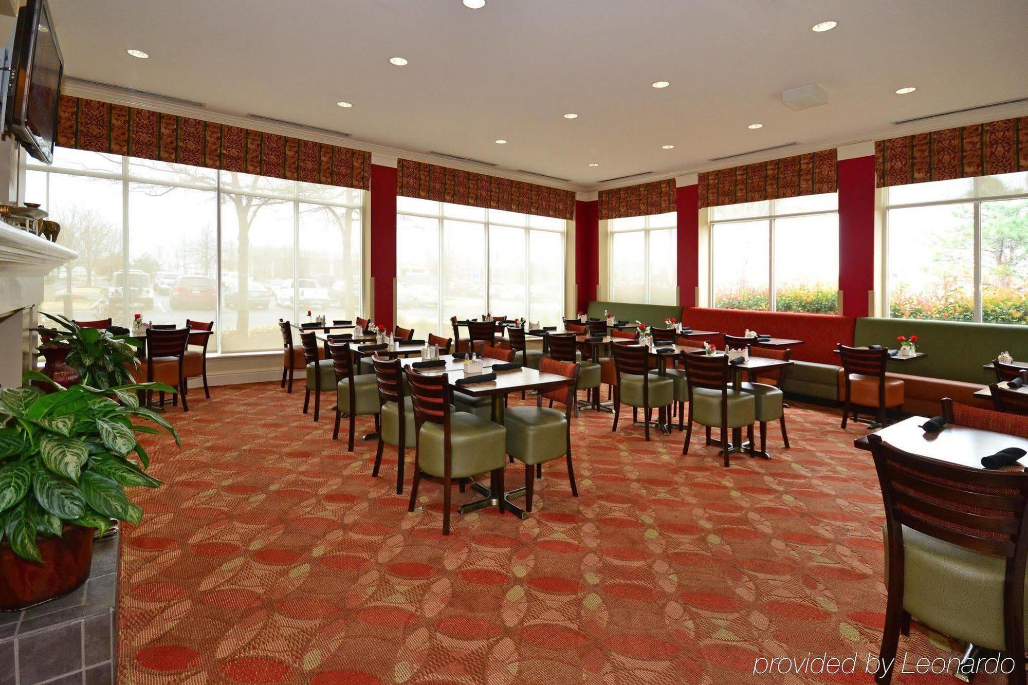 Hilton Garden Inn Tulsa Airport Ngoại thất bức ảnh