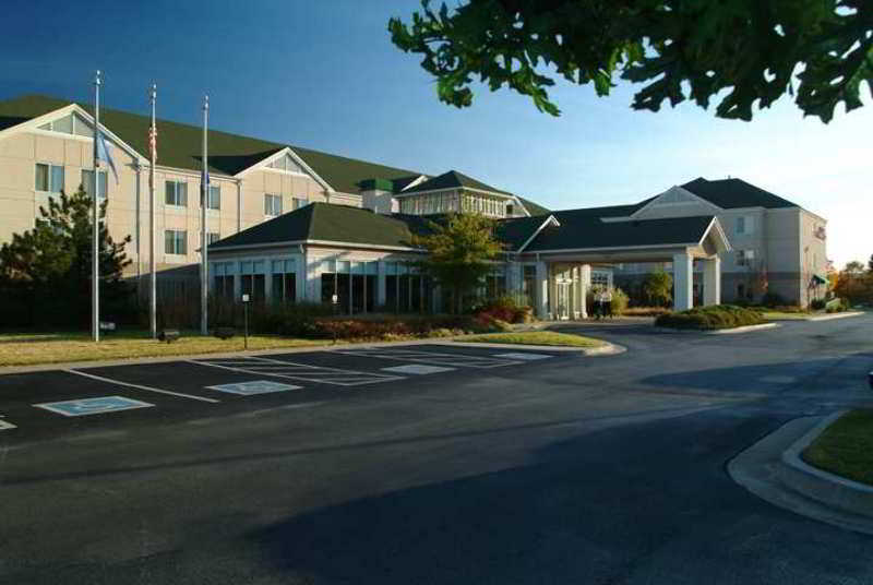 Hilton Garden Inn Tulsa Airport Ngoại thất bức ảnh